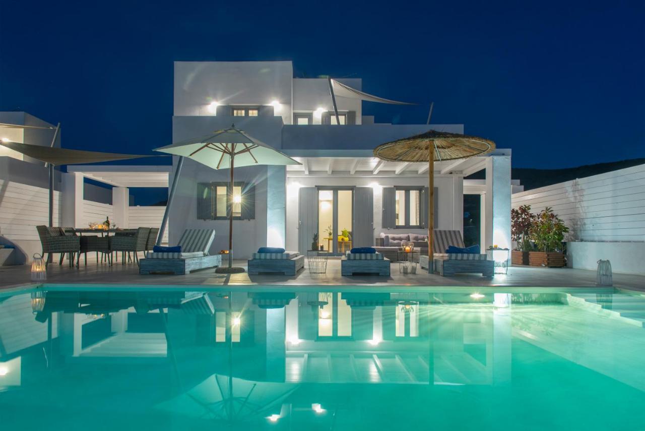 Elitas * Parikia (Paros)